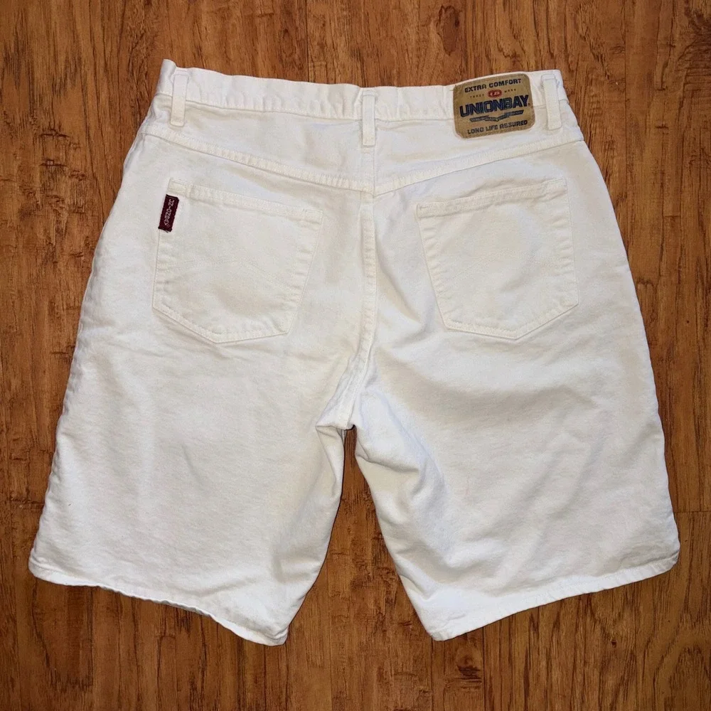 Y2K Unionbay Mens White Denim Shorts Size 34 Cotton Vintage Minor Flaws